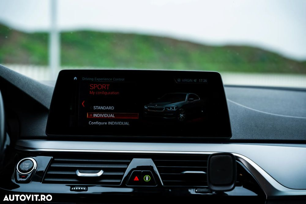 BMW Seria 5 520d Aut. - 24