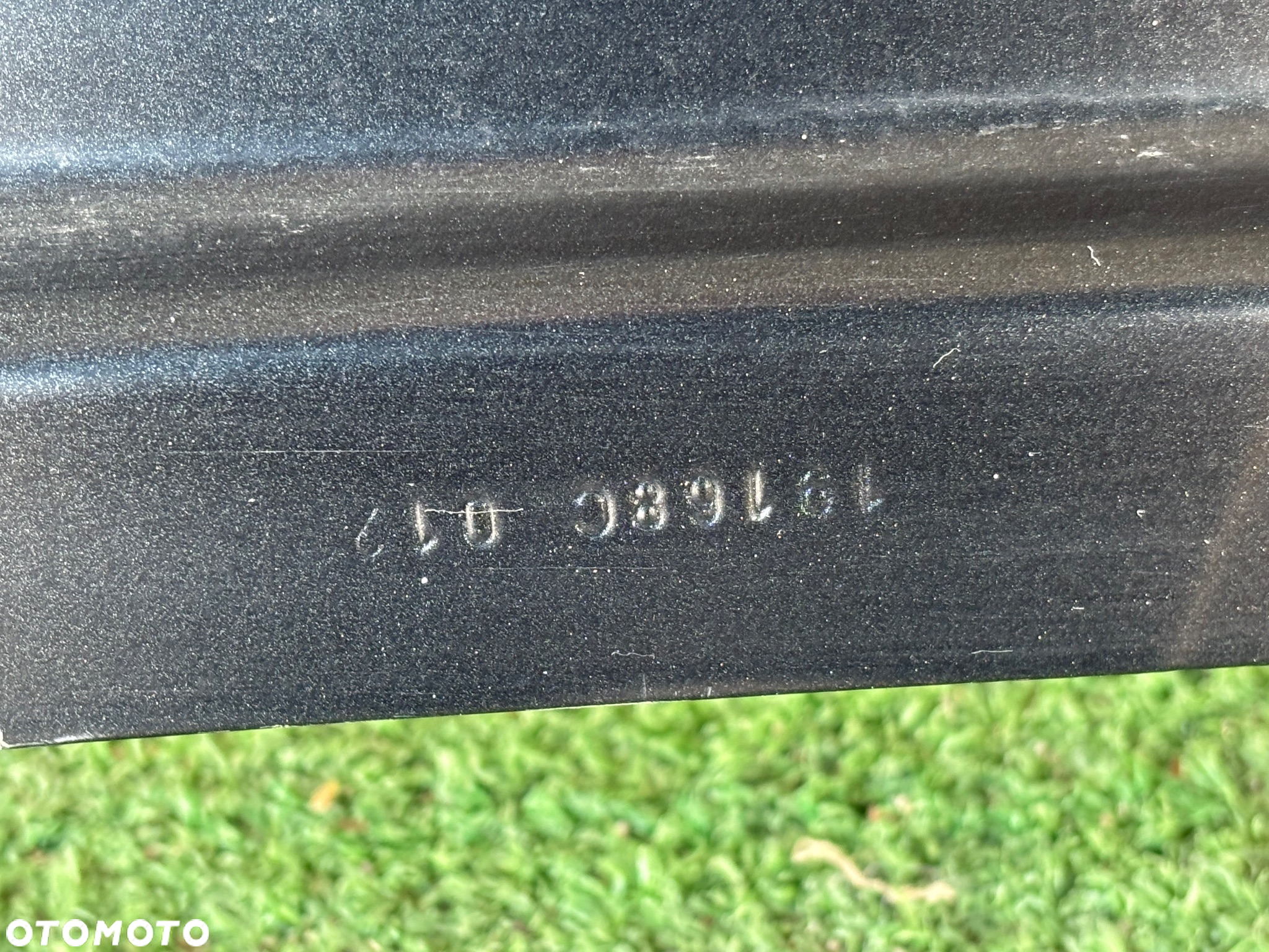 Mercedes G Klasa 463 W 464 Blotnik prawy - 6