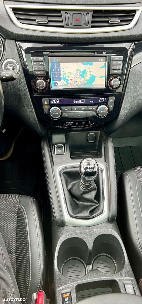 Nissan Qashqai 1.6 DCI TEKNA+ - 16