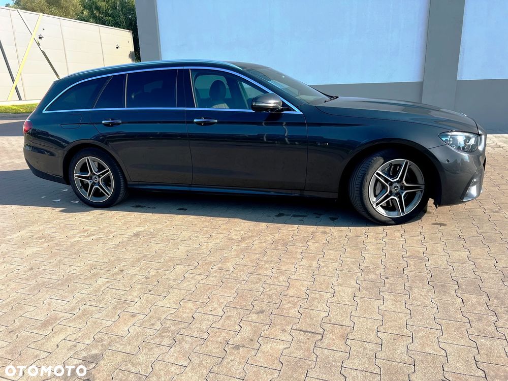 Mercedes-Benz Klasa E 300 de 4Matic 9G-TRONIC AMG Line - 6