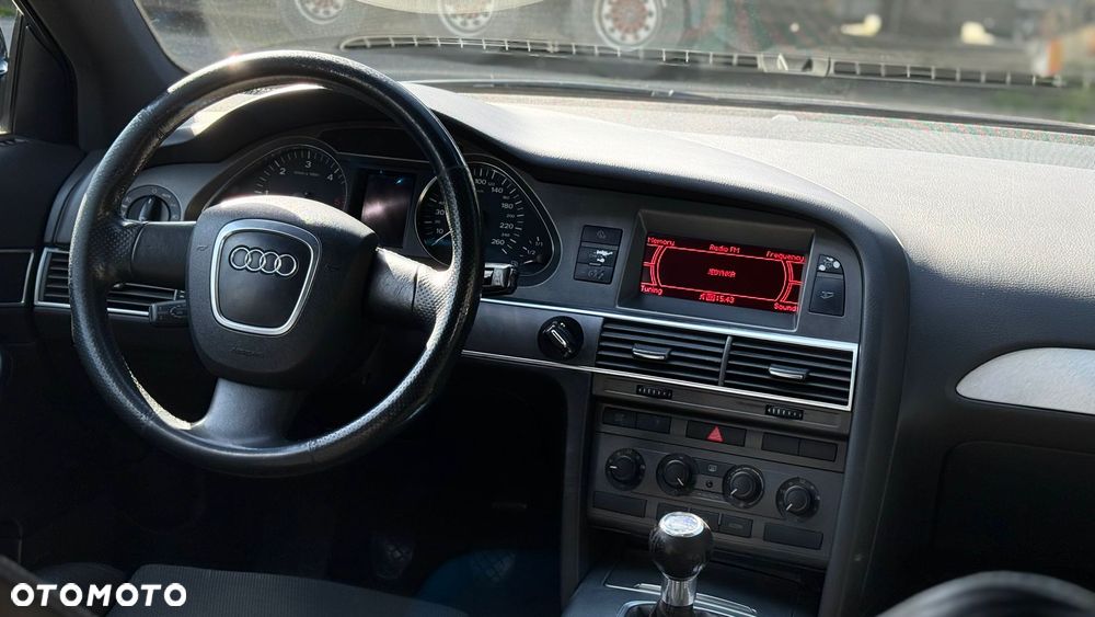 Audi A6 Avant - 13
