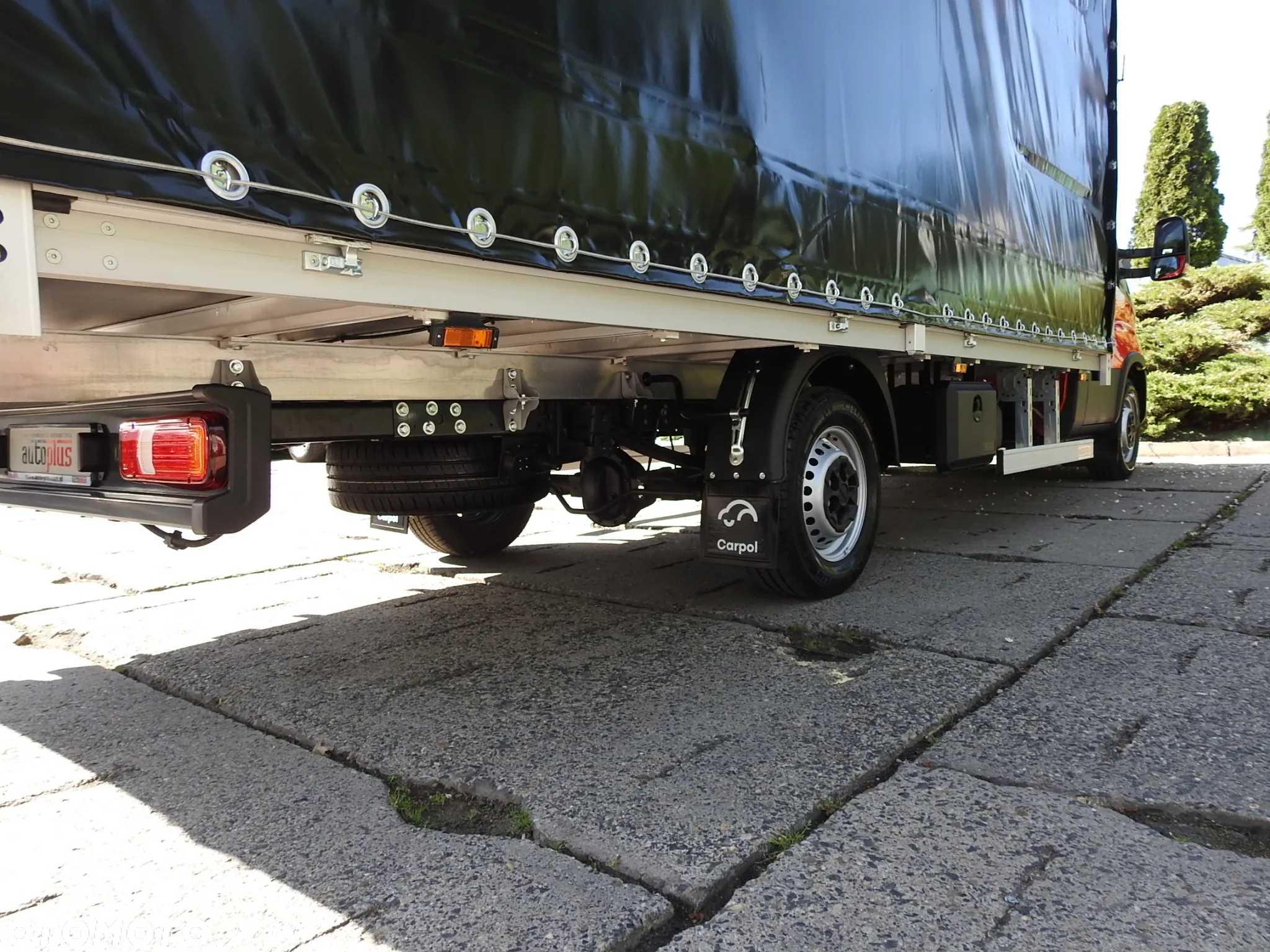 Iveco DAILY NOWY 35S18 CONNECT PLANDEKA 10 PALET WEBASTO KLIMATYZACJA TEMPOMAT NAWIGACJA LEDY ASO  180KM [ 500249 ] - 19