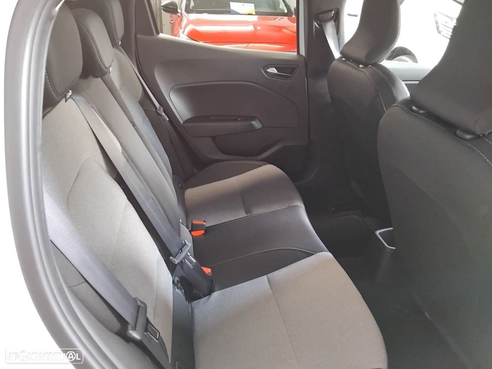 Renault Clio 1.5 Blue dCi Evolution - 13