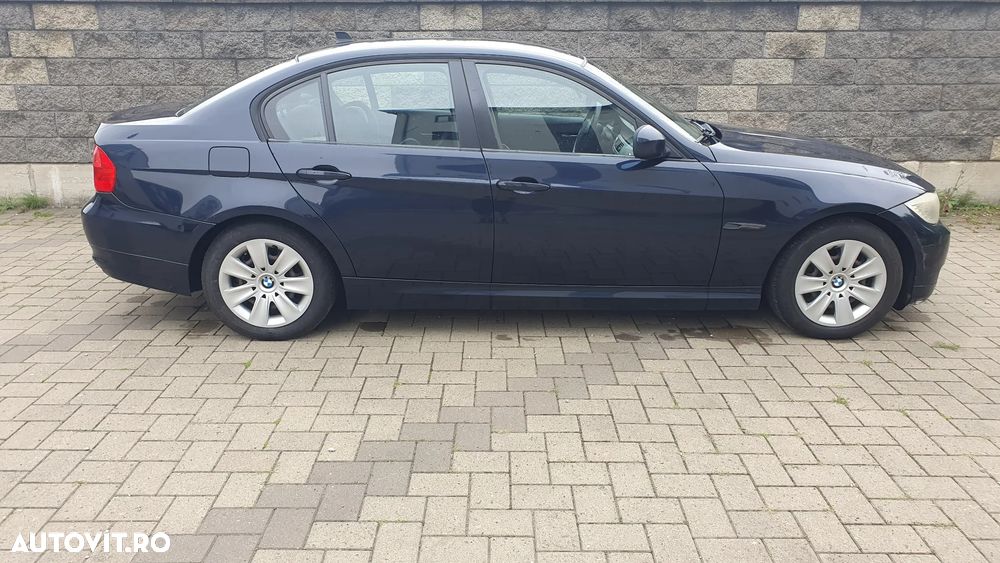 BMW Seria 3 - 10