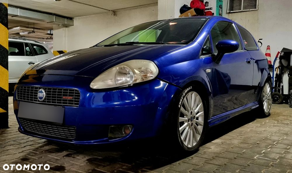 Fiat Grande Punto 1.9 Multijet 8V Sport - 22