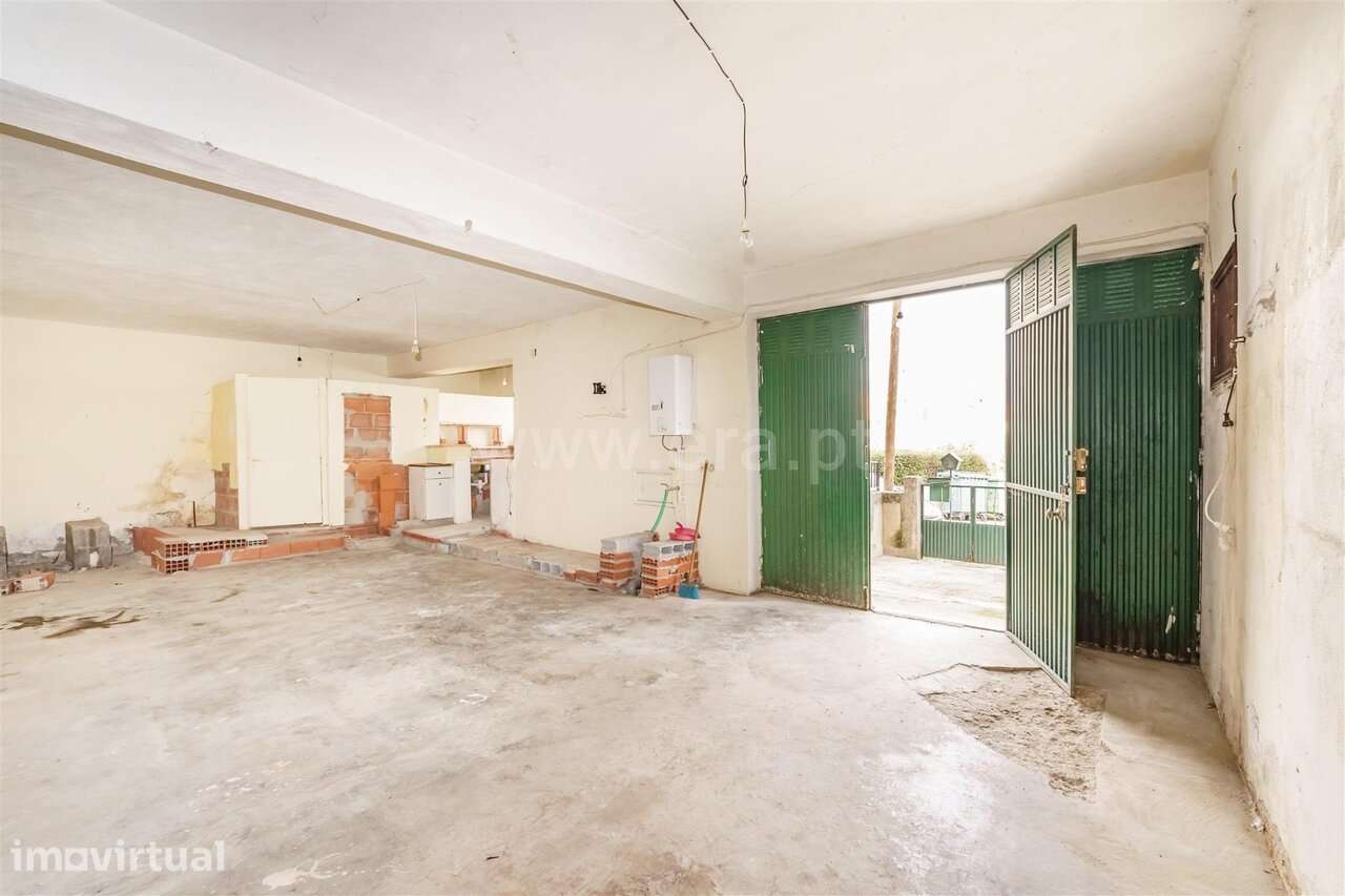 Garagem / Belmonte, Belmonte - Grande imagem: 4/13