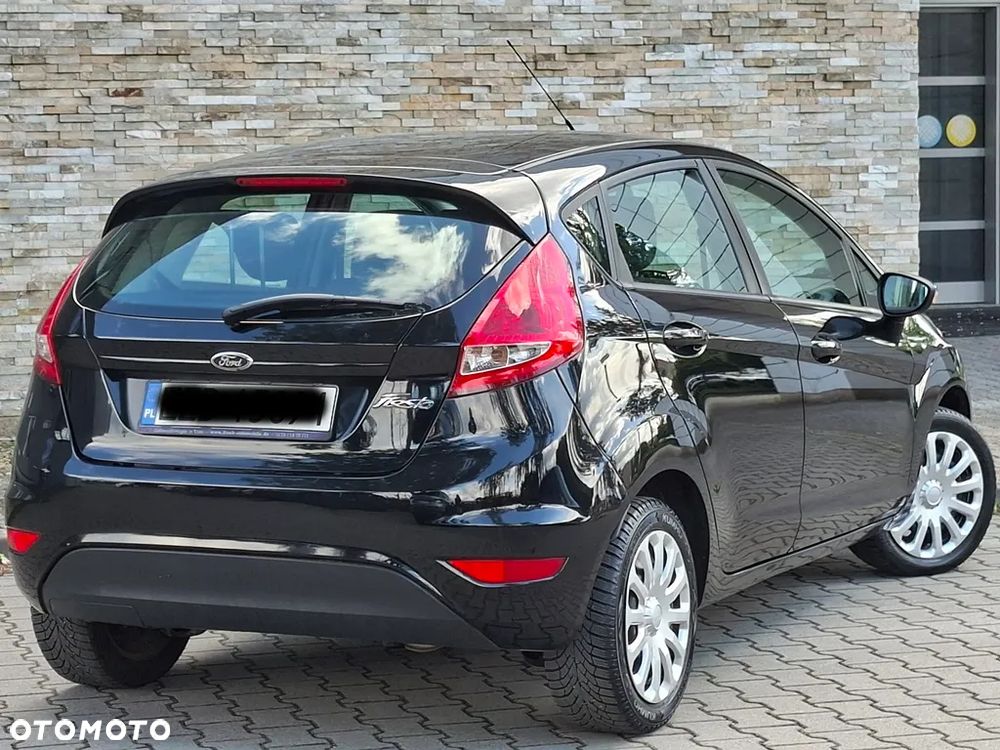 Ford Fiesta 1.25 Champions Edition - 17