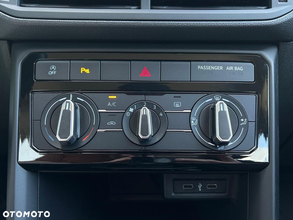 Volkswagen T-Cross 1.0 TSI Life - 26