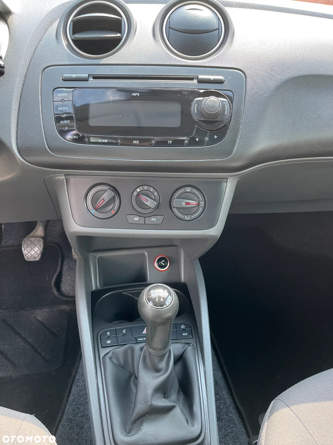 Seat Ibiza 1.2 12V Comfort Edition - 11