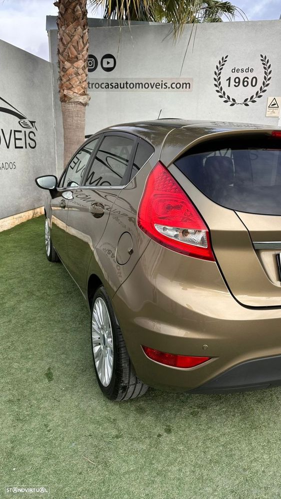 Ford Fiesta 1.4 Titanium Aut. - 11