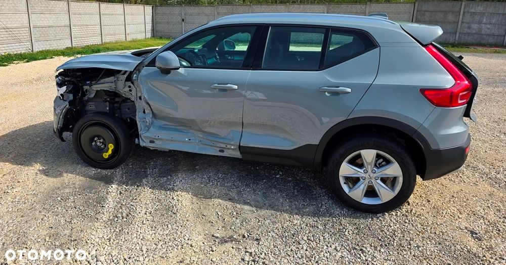 Volvo XC 40 B3 Essential - 14