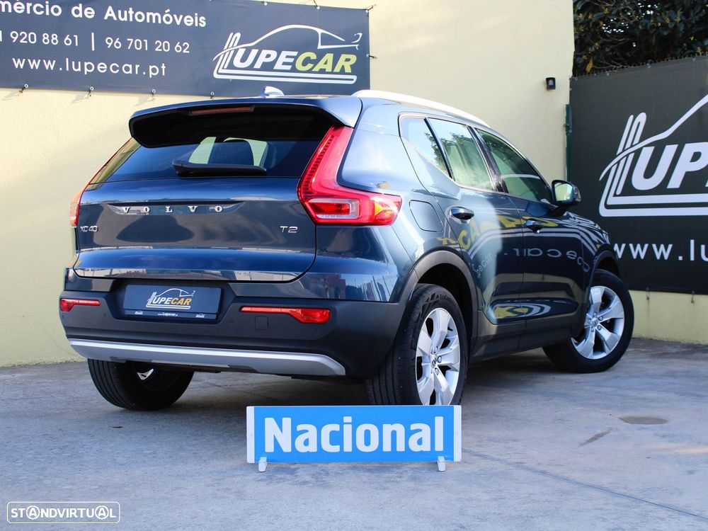 Volvo XC 40 1.5 T2 Momentum Plus - 3