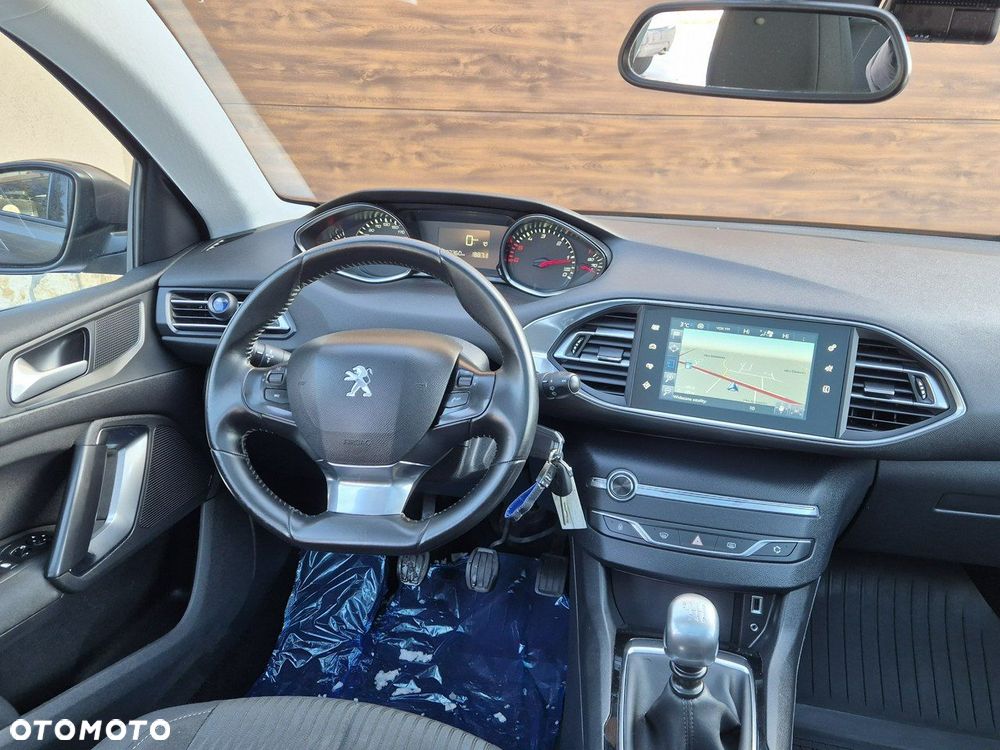 Peugeot 308 - 13