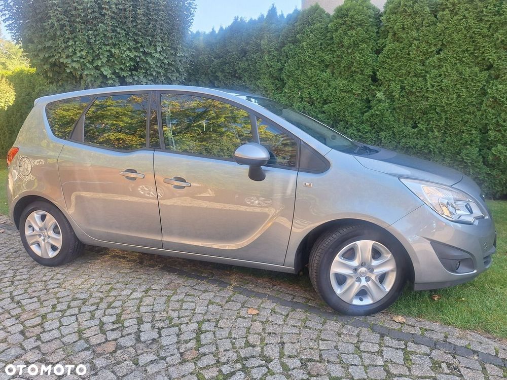 Opel Meriva 1.4 T Design Edition S&S - 28