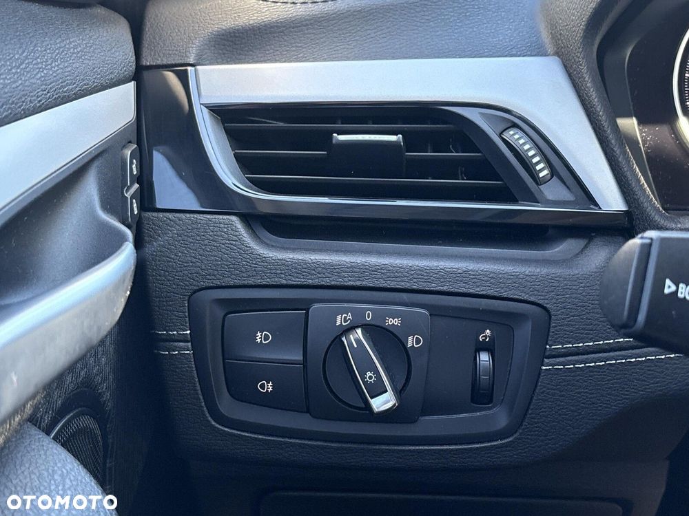 BMW X2 sDrive18i - 10