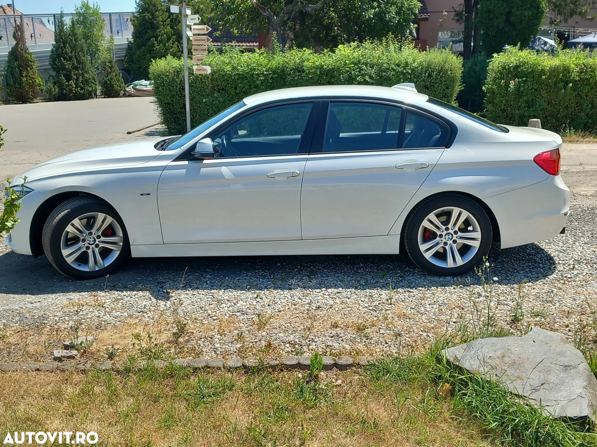 BMW Seria 3 320d Sport Line - 6