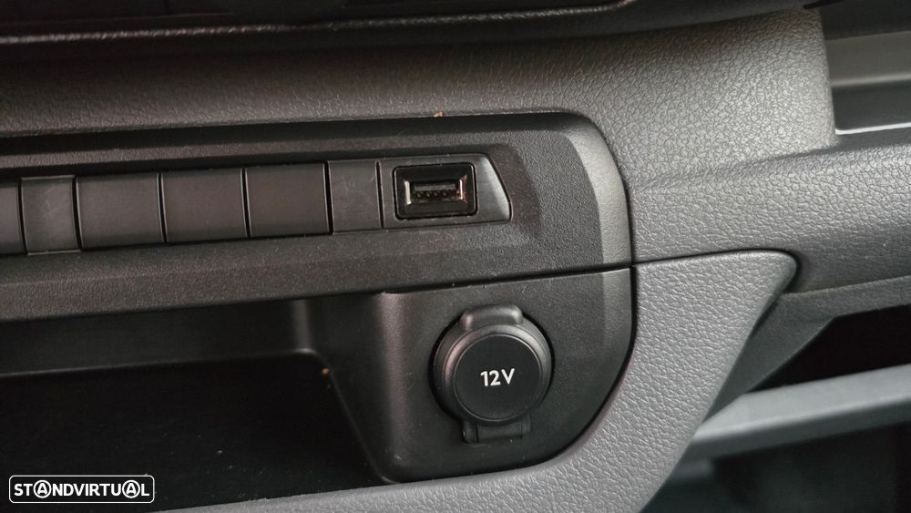 Peugeot Expert 2.0 BlueHDi L2H1 Standard EAT8 - 39