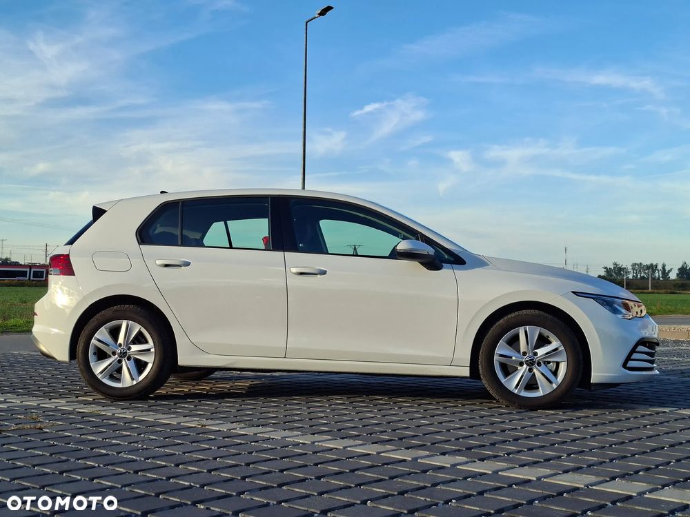 Volkswagen Golf VIII 2.0 TDI Life - 6