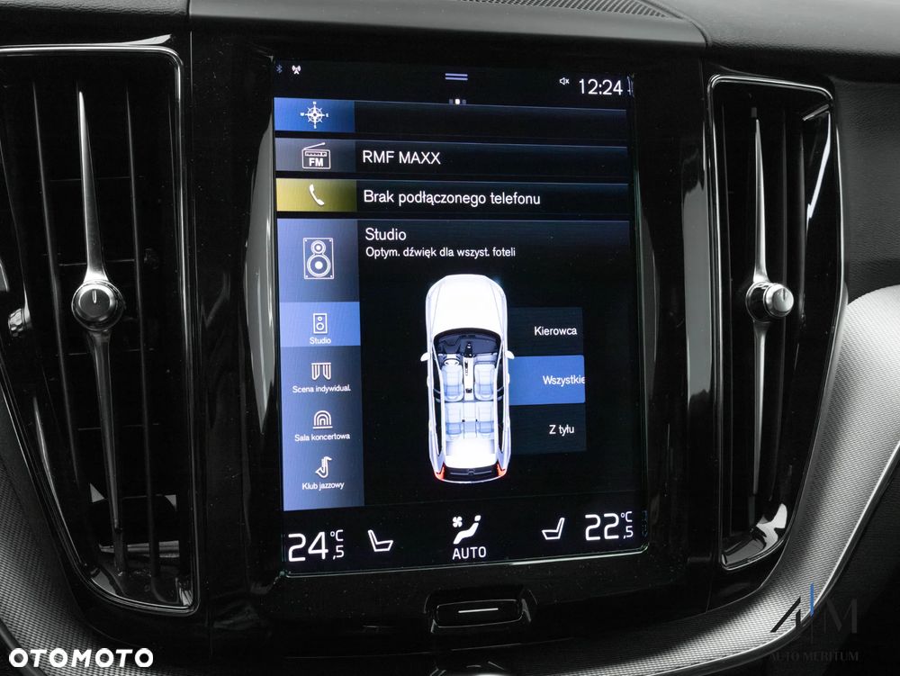 Volvo XC 60 B4 D AWD Ultimate Dark - 21
