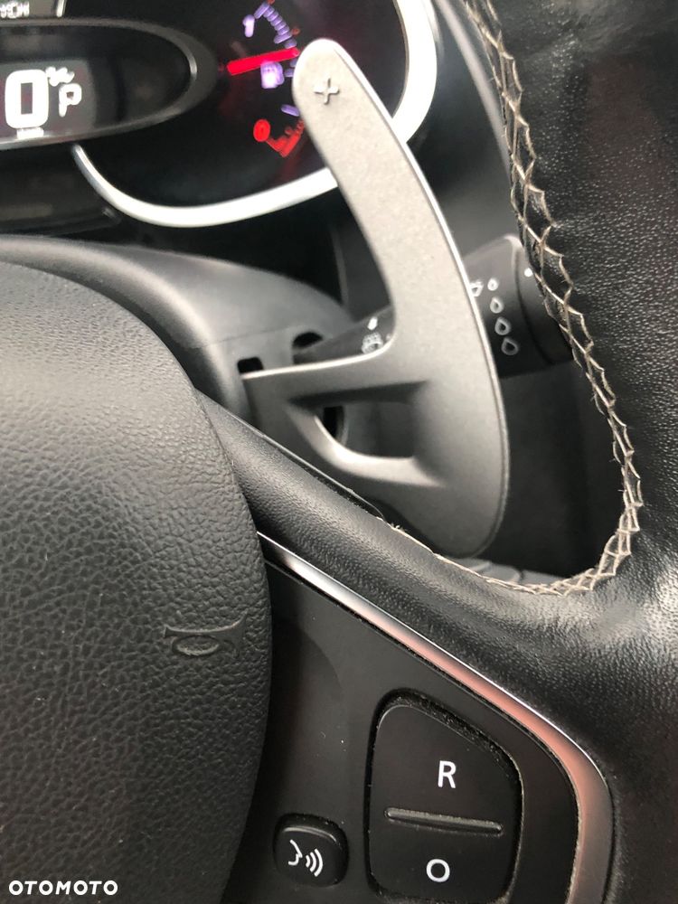 Renault Clio TCe 120 EDC GT - 22