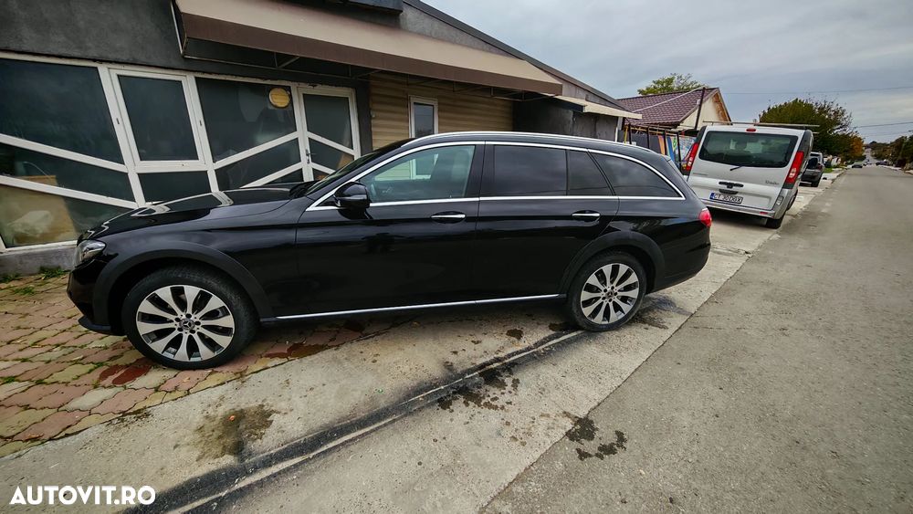 Mercedes-Benz E 220 d 4Matic T All-Terrain 9G-TRONIC Exclusive - 6