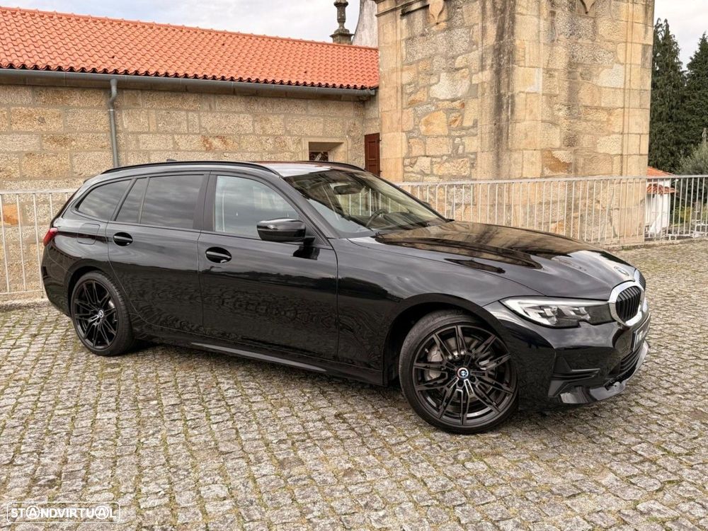 BMW 330 e Touring Corporate Edition Auto - 29