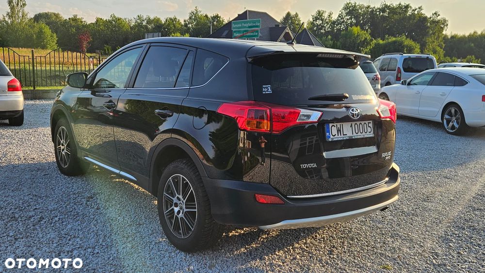 Toyota RAV4 - 6