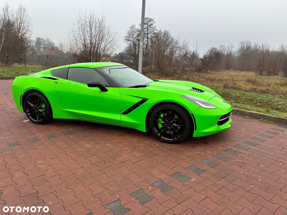 Chevrolet Corvette - 9
