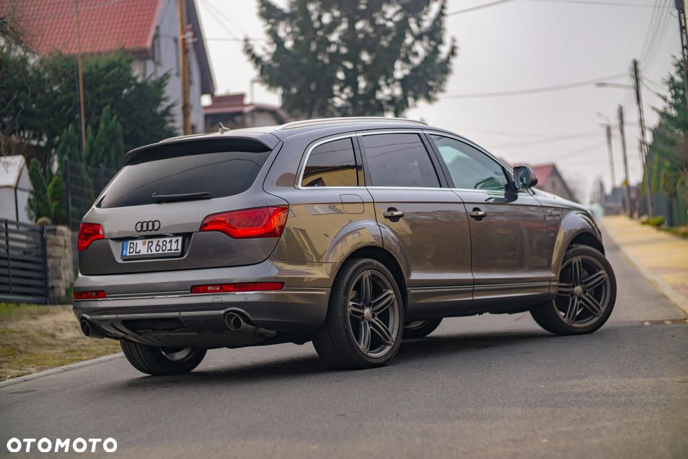 Audi Q7 3.0 TDI DPF clean diesel Quattro Tiptronic - 9