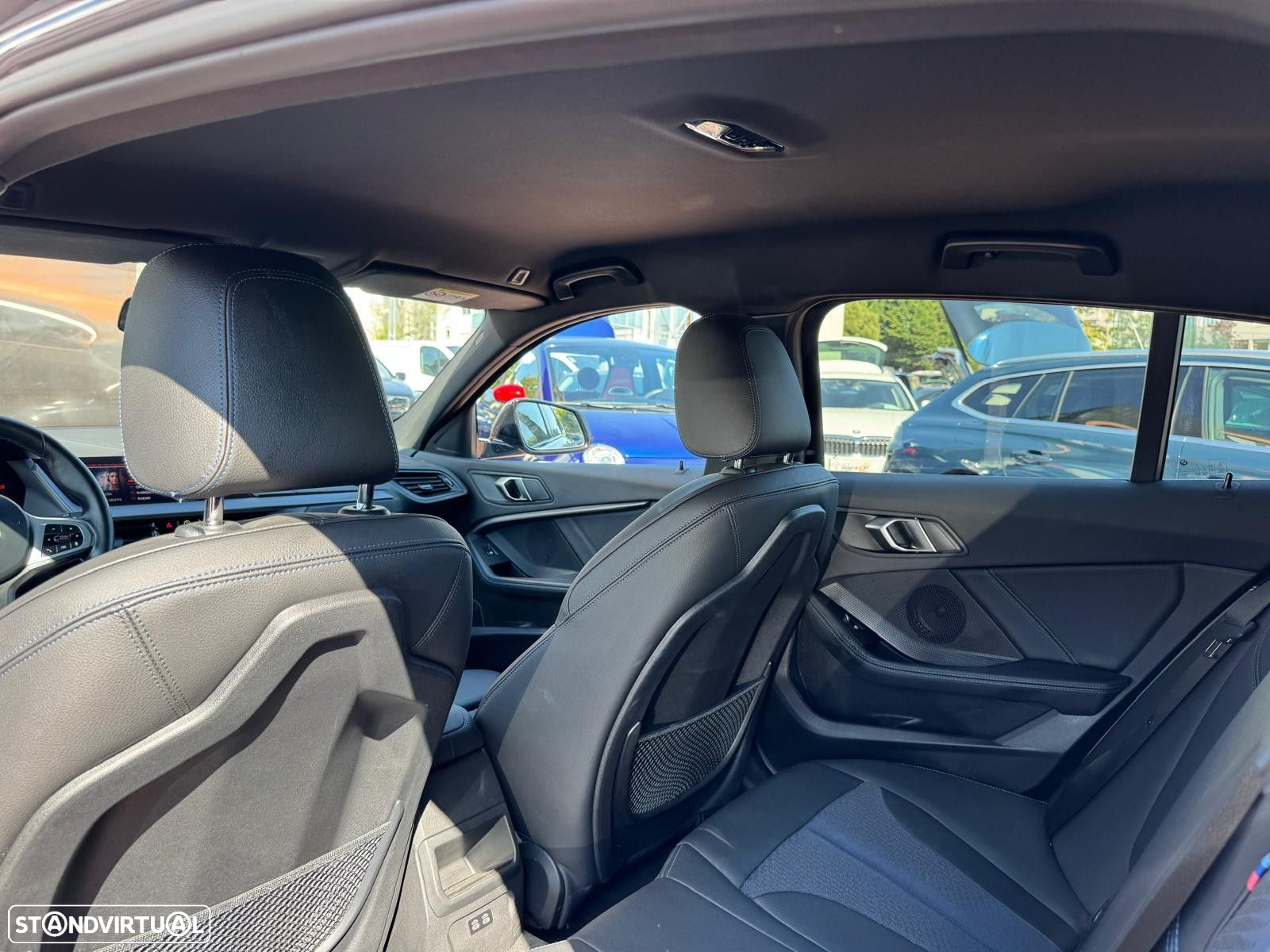 BMW 116 d Pack Desportivo M Auto - 36