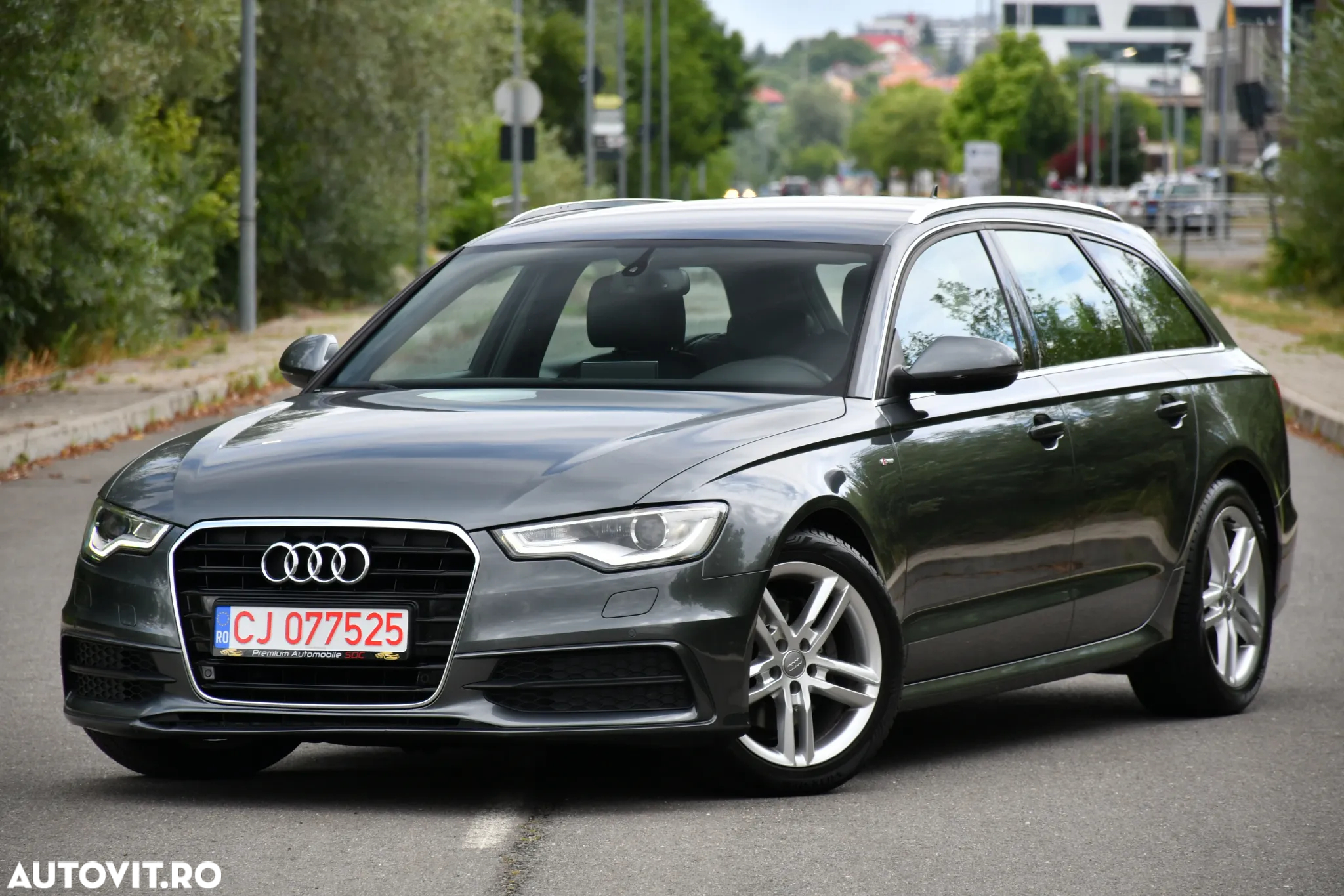 Audi A6 Avant 2.0 TDI Ultra S tronic - 12