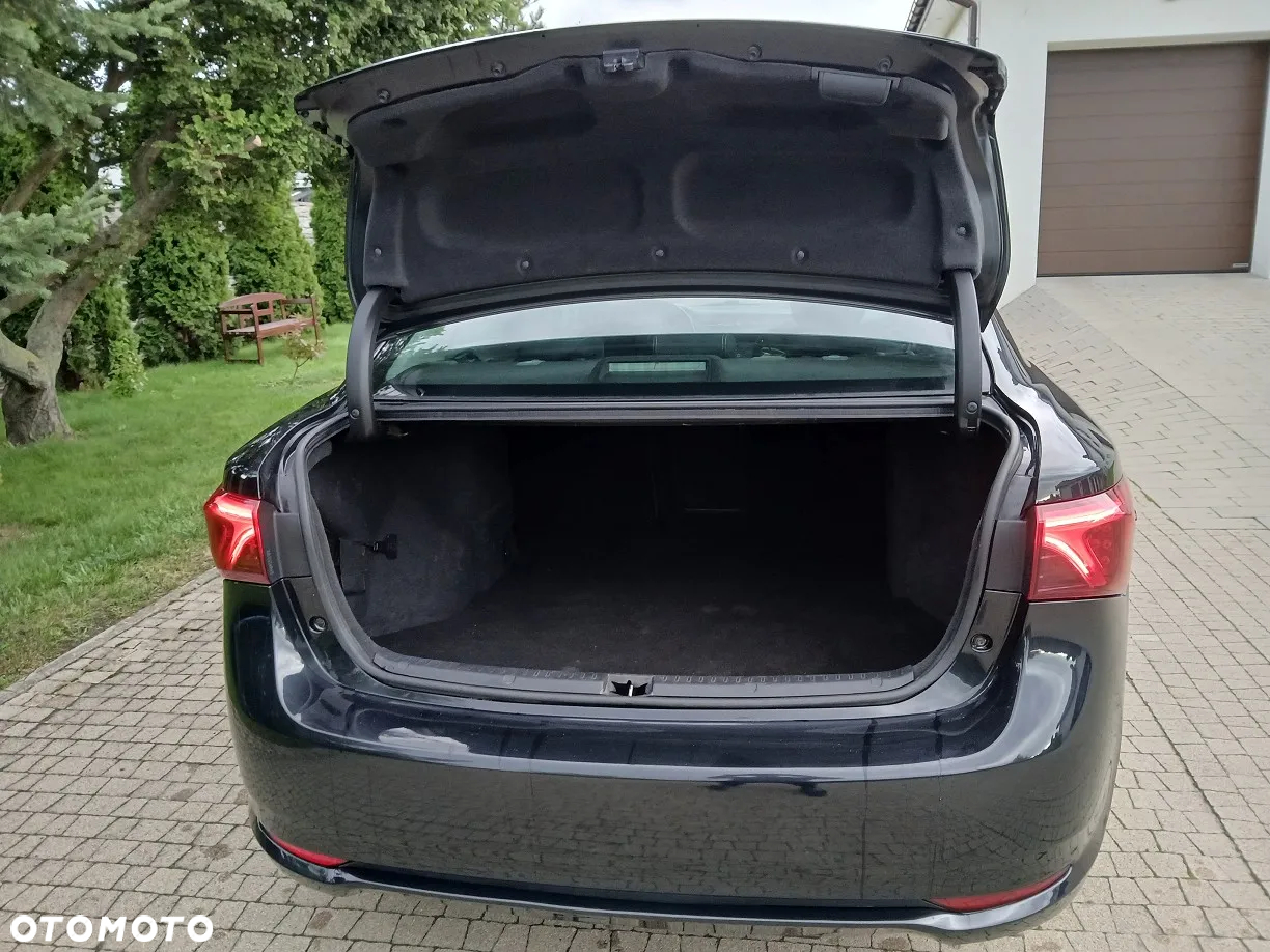 Toyota Avensis 2.0 D-4D Active Business - 9