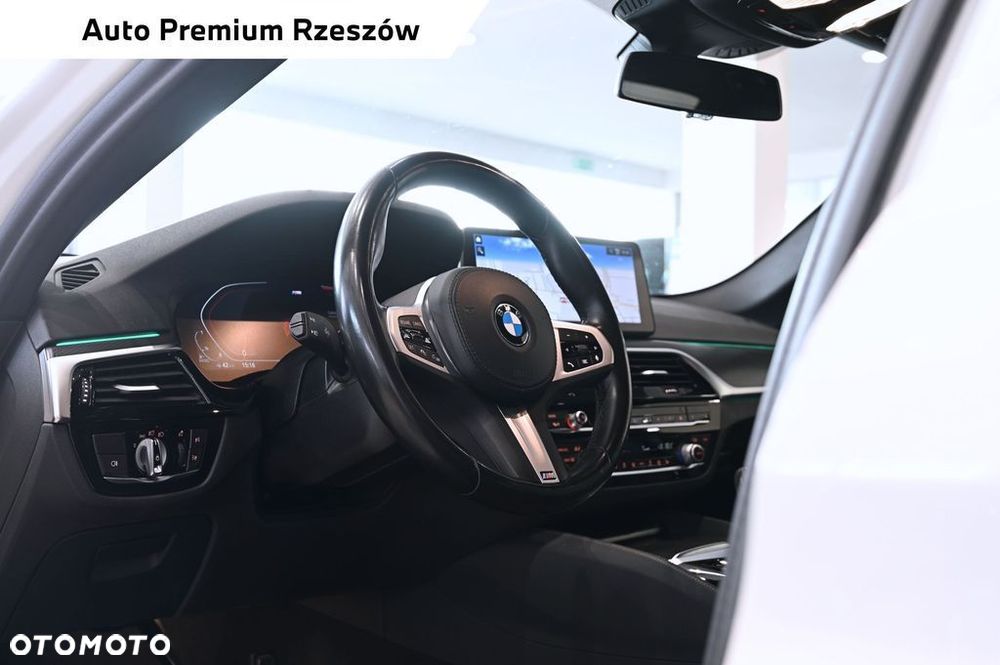 BMW Seria 5 520d xDrive mHEV - 7