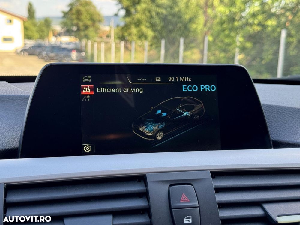 BMW Seria 3 320d Advantage - 12