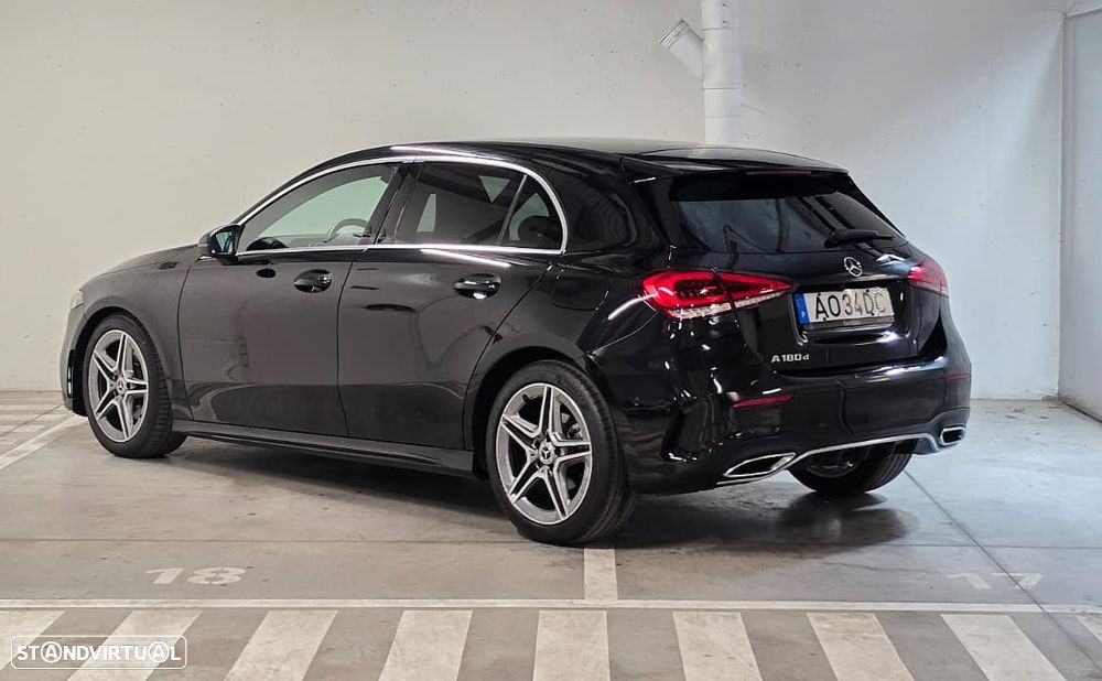 Mercedes-Benz A 180 d AMG Line - 11