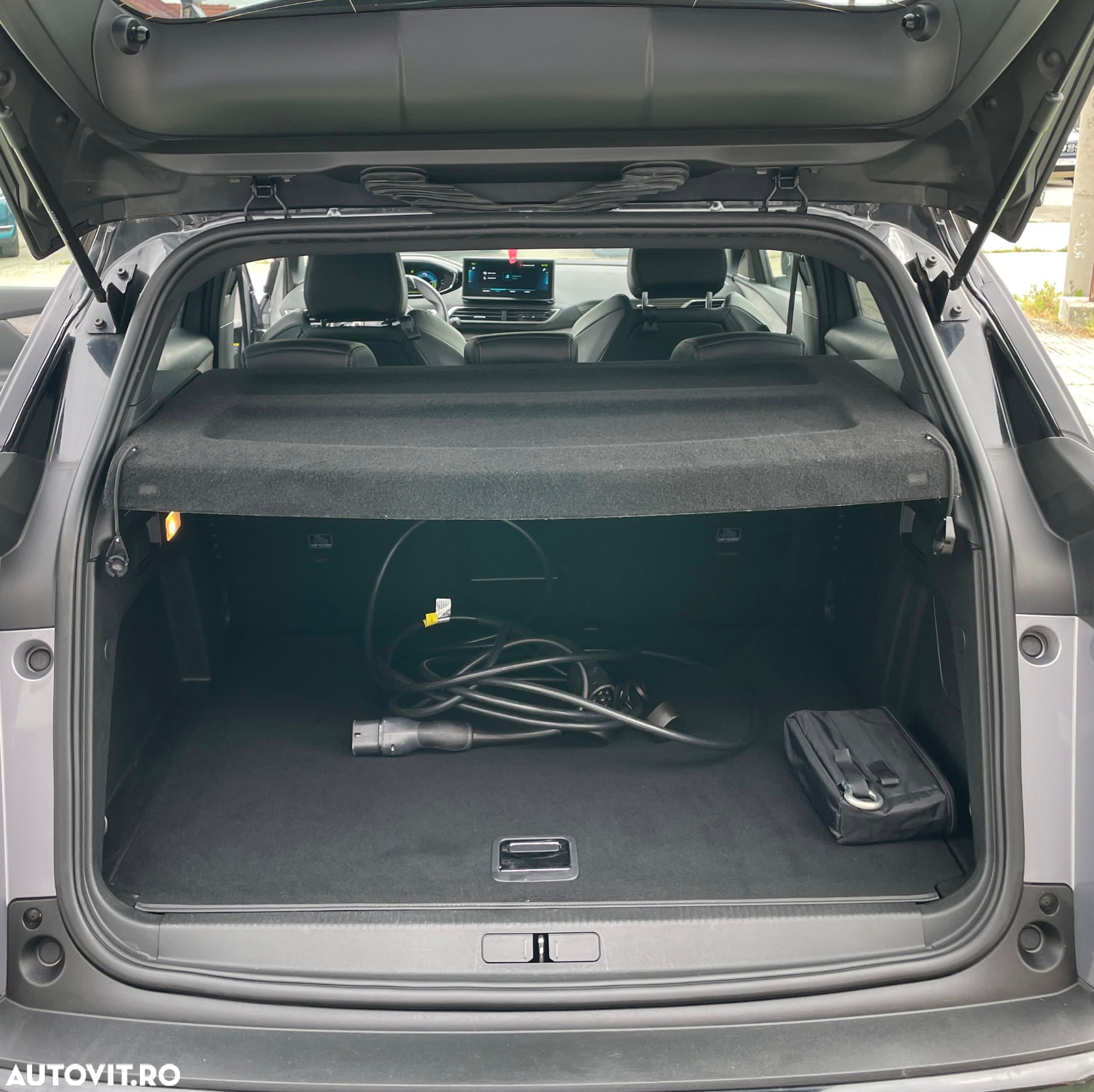 Peugeot 3008 PHEV EAT8 GT Pack - 9