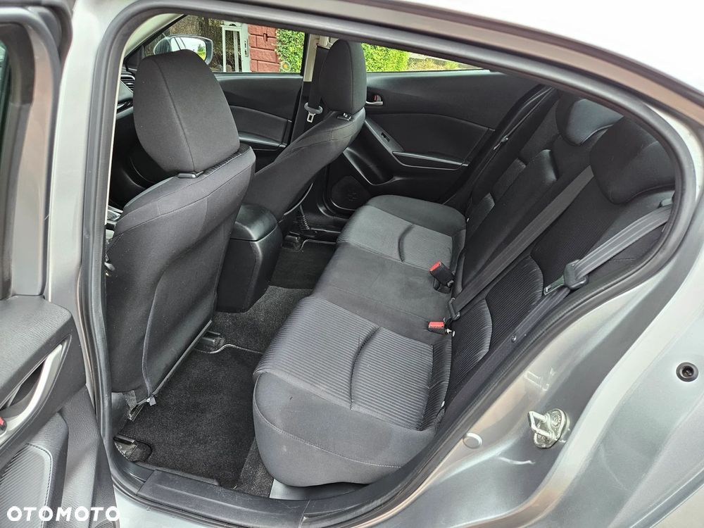 Mazda 3 - 12