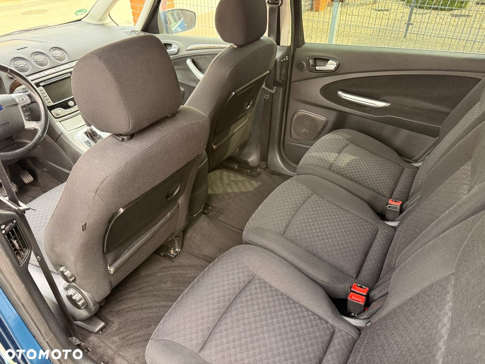 Ford Galaxy 2.3 Ghia - 10