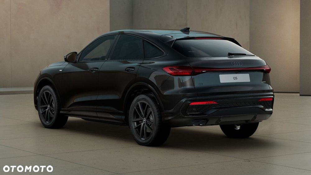 Audi Q5 Sportback - 4