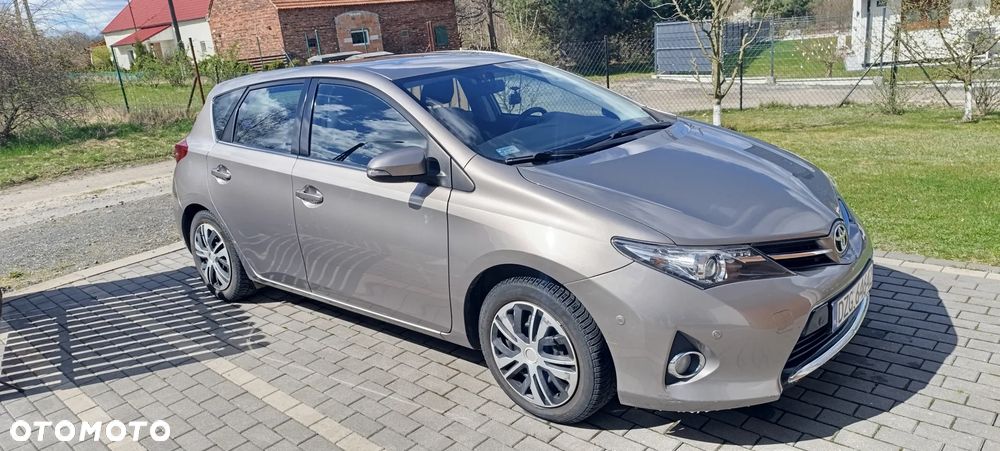 Toyota Auris 1.6 Valvematic Comfort - 18
