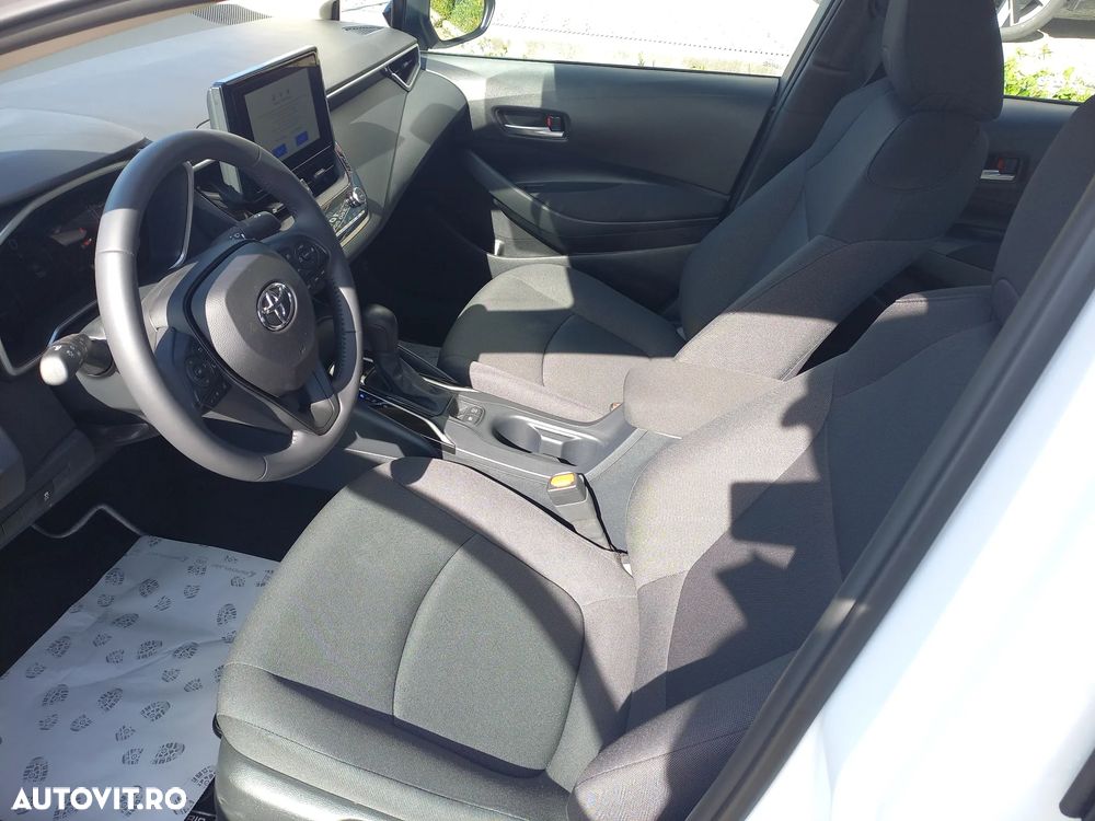 Toyota Corolla 1.8 HSD Eco - 12