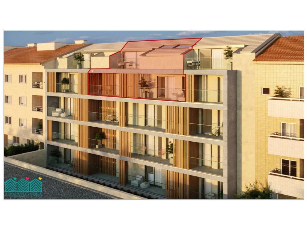 Apartamento T3 Duplex com Terraços na Praia da Barra - Grande imagem: 2/12