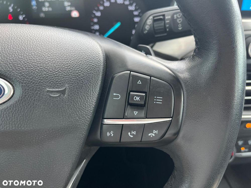Ford Focus 1.0 EcoBoost Titanium - 9