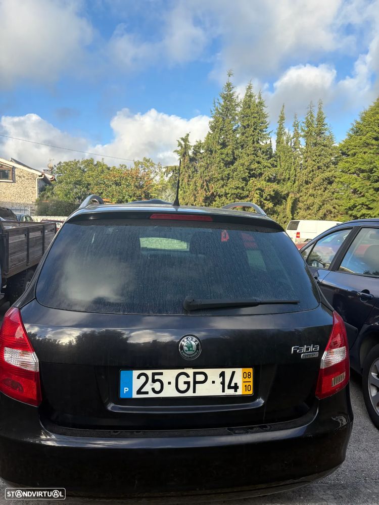 Skoda Fabia - 6