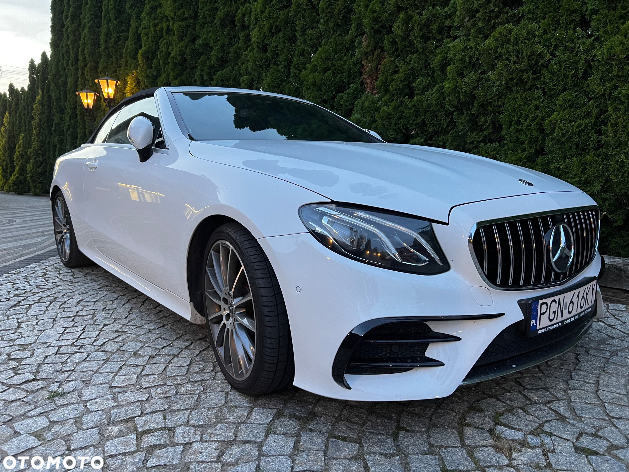 Mercedes-Benz Klasa E 220 d Cabrio 9G-TRONIC AMG Line - 22