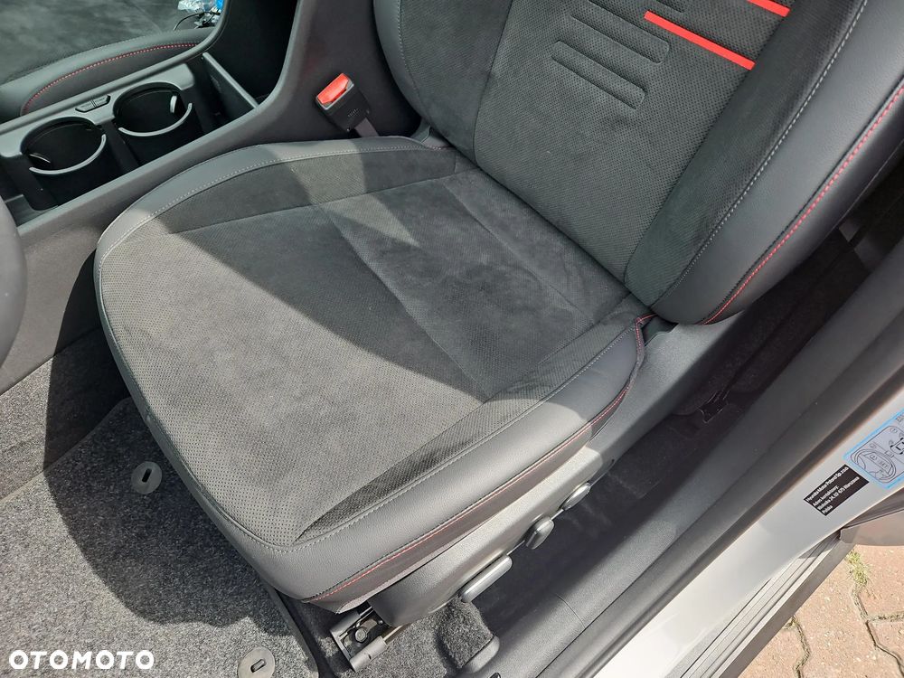 Hyundai Kona 1.6 T-GDI N-Line DCT - 13