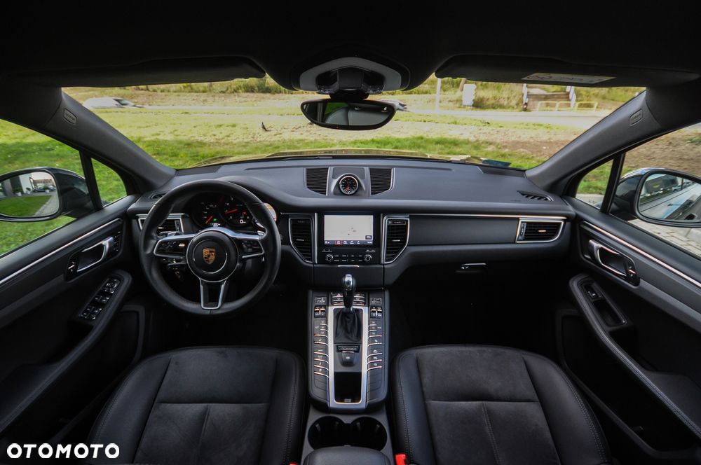 Porsche Macan - 21