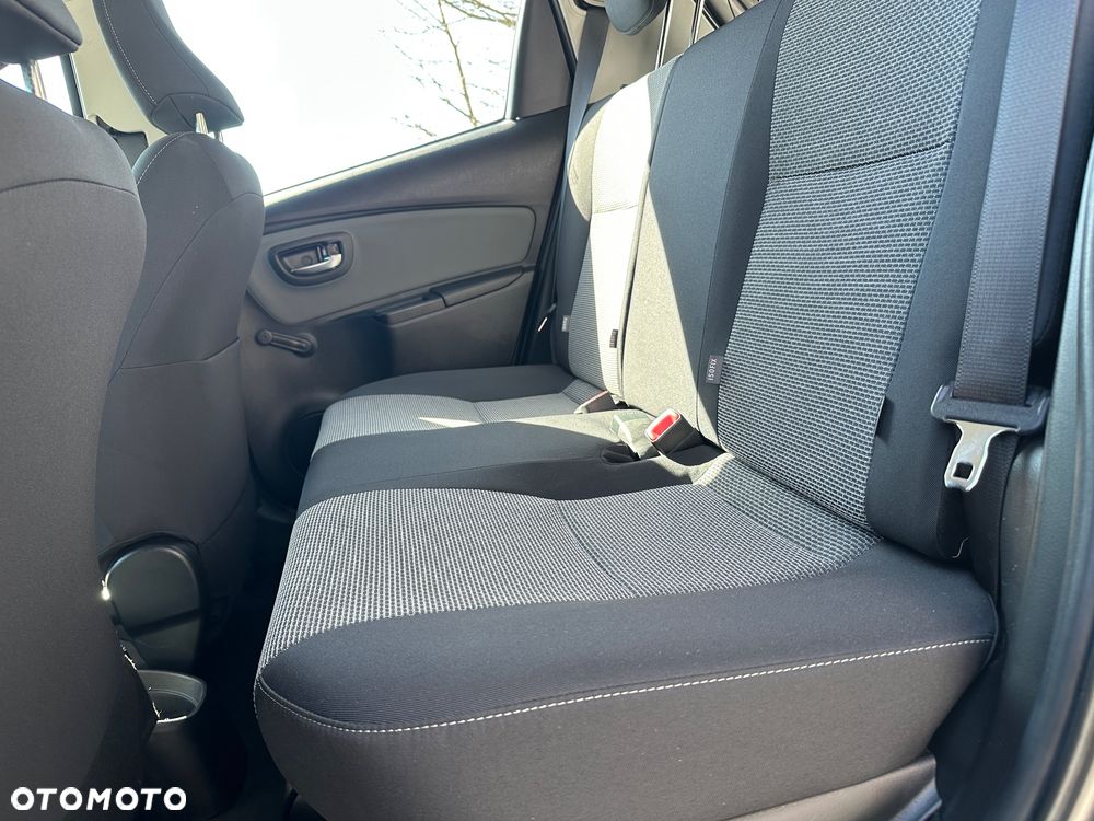 Toyota Yaris - 7