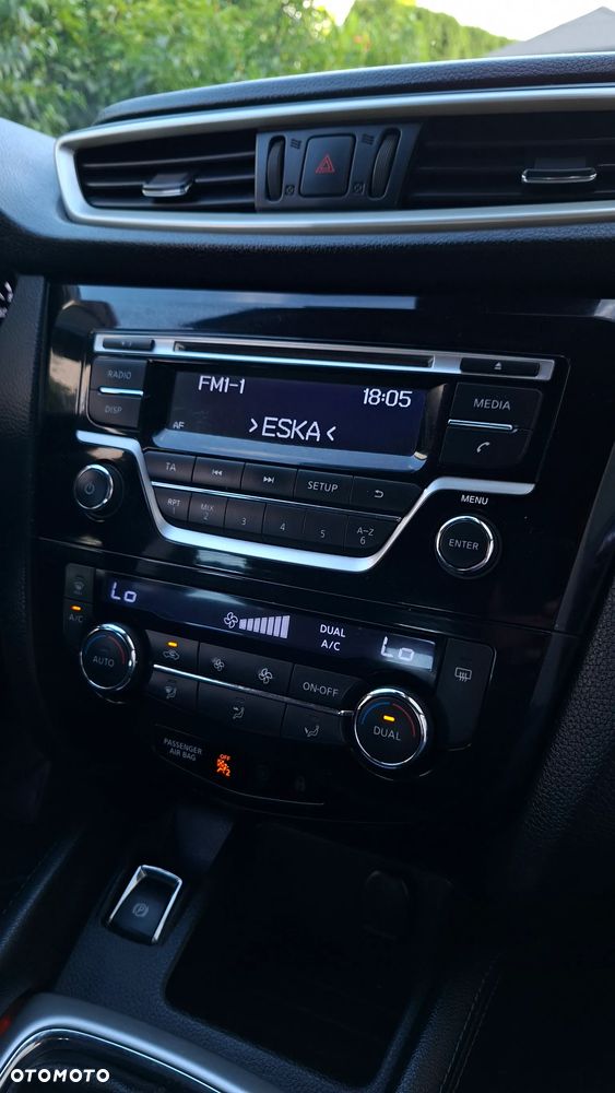 Nissan Qashqai 1.6 DCi ALL-MODE 4x4i ACENTA - 22
