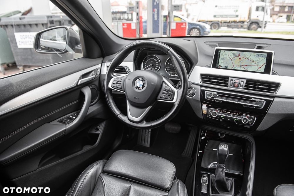 BMW X1 xDrive18d xLine sport - 26